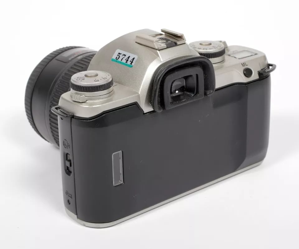 Pentax ZX-M 35mm SLR Film Camera with 35-80mm AF zoom lens